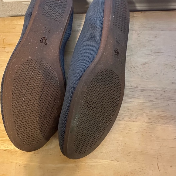 Rothy's Women’s Gray Loafers Shoes - Picture 5 of 5